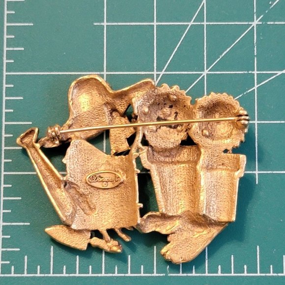 Vintage Signed Danecraft Garden Brooch Pin // Garden // Flowers // Planting - Picture 2 of 2